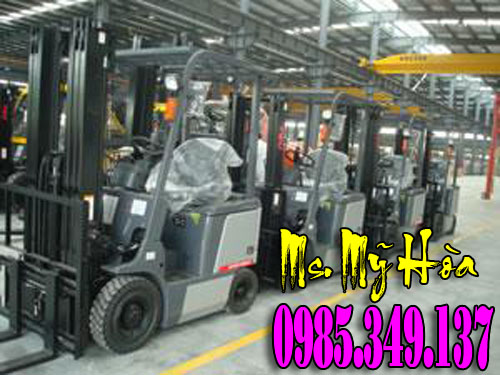Xe n&acirc;ng điện ngồi l&aacute;i 1.5 tấn cao 4 m